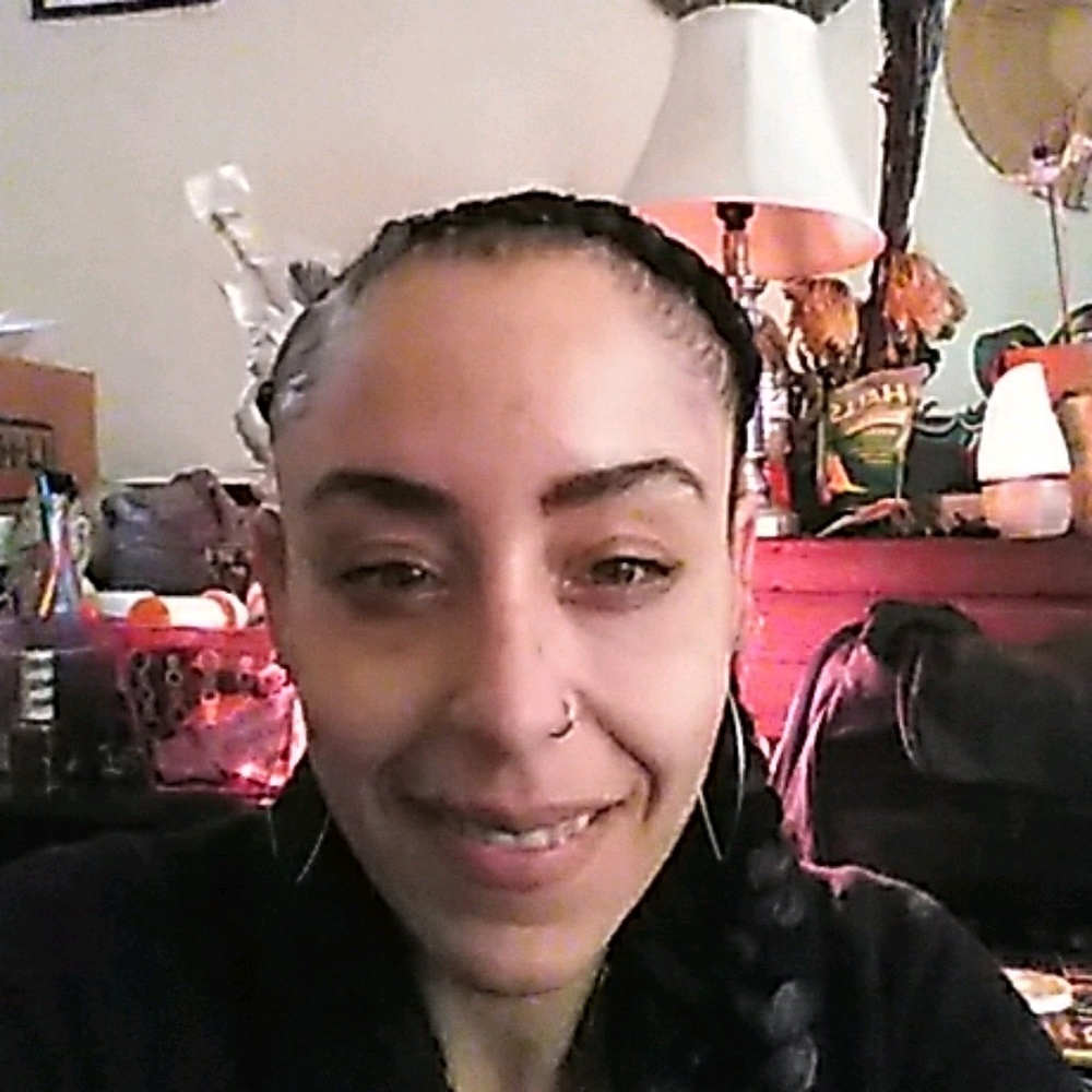 Meet your Posher, Christina